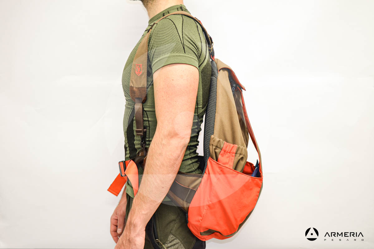 Borsa zaino monospalla Riserva Canvas Idrox con camel bag lato Borsa zaino monospalla Riserva Canvas Idrox con camel bag lato