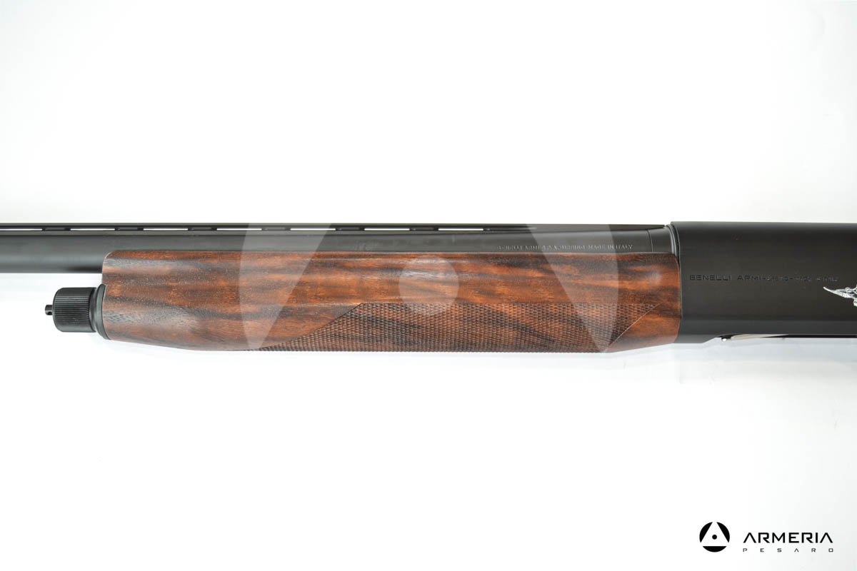 Fucile semiautomatico Benelli modello Montefeltro Colombo cal 12 canna 65cm Fucile semiautomatico Benelli modello Montefeltro Colombo cal 12 canna 65cm