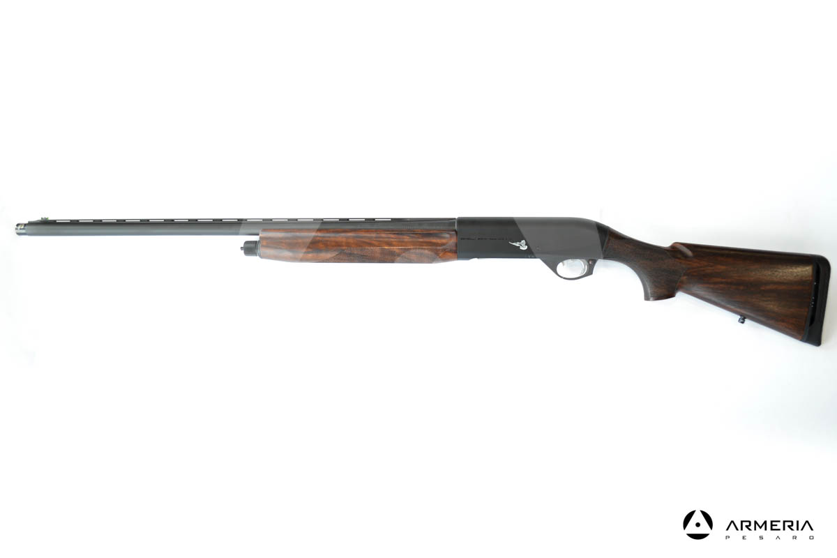 Fucile semiautomatico Benelli modello Montefeltro Colombo calibro 12 canna 70 cm lato Fucile semiautomatico Benelli modello Montefeltro Colombo calibro 12 canna 70 cm lato