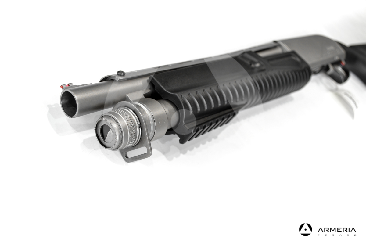 Fucile semiautomatico a pompa Hatsan modello Escort Defender Marine calibro 12 mirino