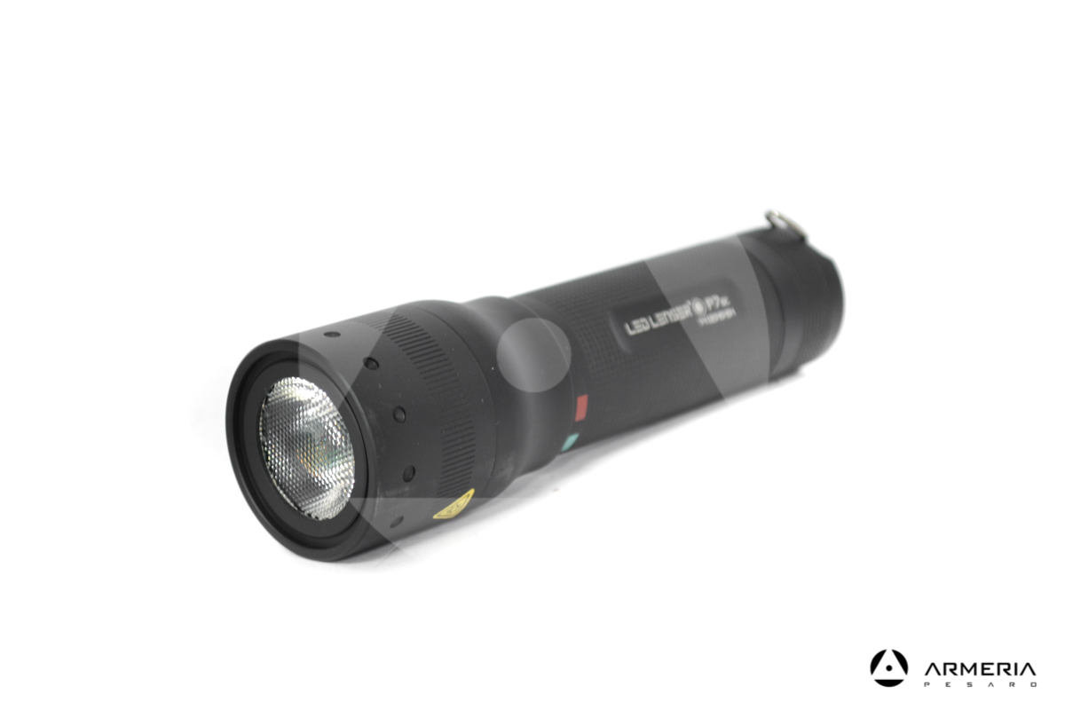 Pila torcia Led Lenser P7QC Quattro colori - 220 lumen lato