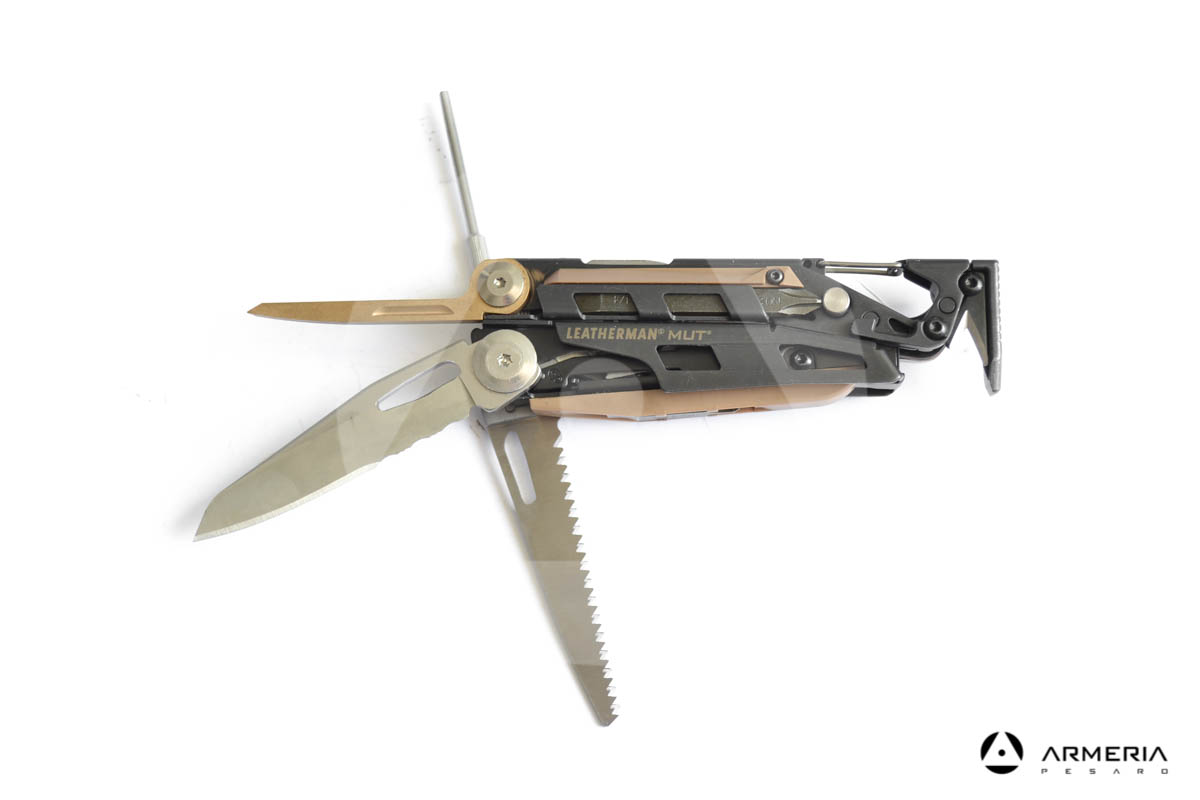 Pinza multiuso Leatherman Mut in acciaio lame
