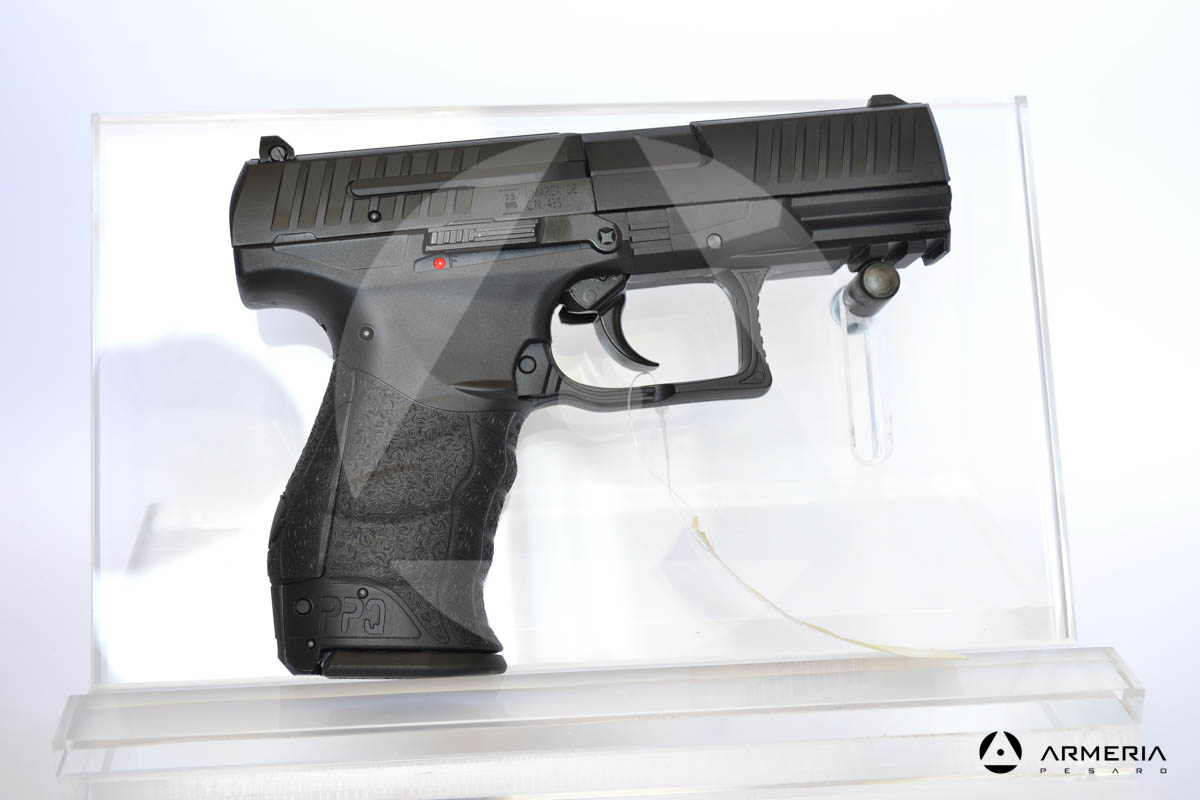 Pistola Walther PPQ calibro 4,5 ad aria compressa di libera vendita Pistola Walther PPQ calibro 4,5 ad aria compressa di libera vendita