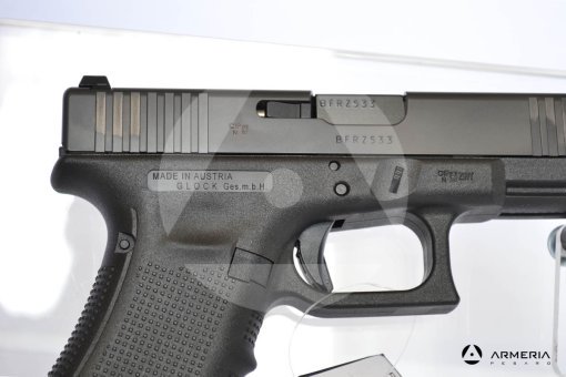 Pistola semiautomatica Glock modello 17FS Gem 4 calibro 9x21 con 2 caricatori canna 5 Sportiva modello Pistola semiautomatica Glock modello 17FS Gem 4 calibro 9x21 con 2 caricatori canna 5 Sportiva modello