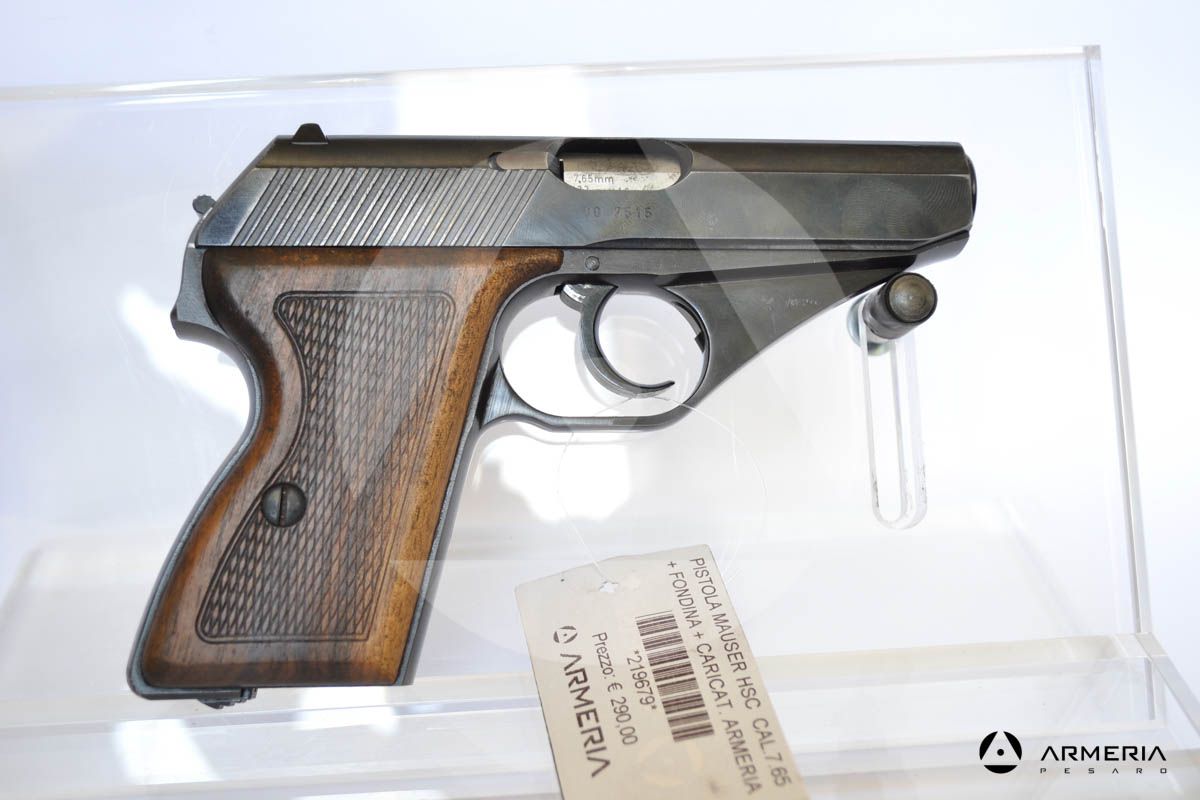 Pistola semiautomatica Mauser modello HSC calibro 7,65 Browning con 2 caricatori canna 3" Usata