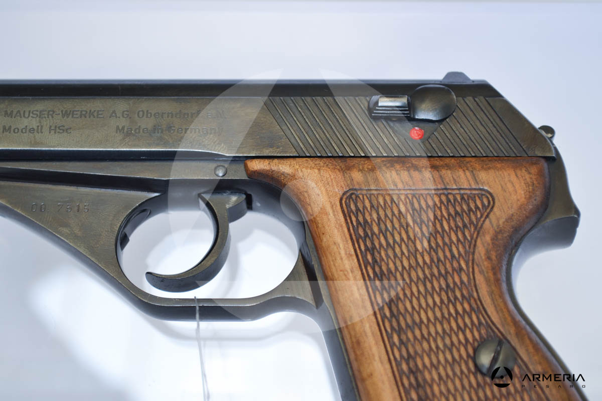 Pistola semiautomatica Mauser modello HSC calibro 7,65 Browning con 2 caricatori canna 3" Usata modello