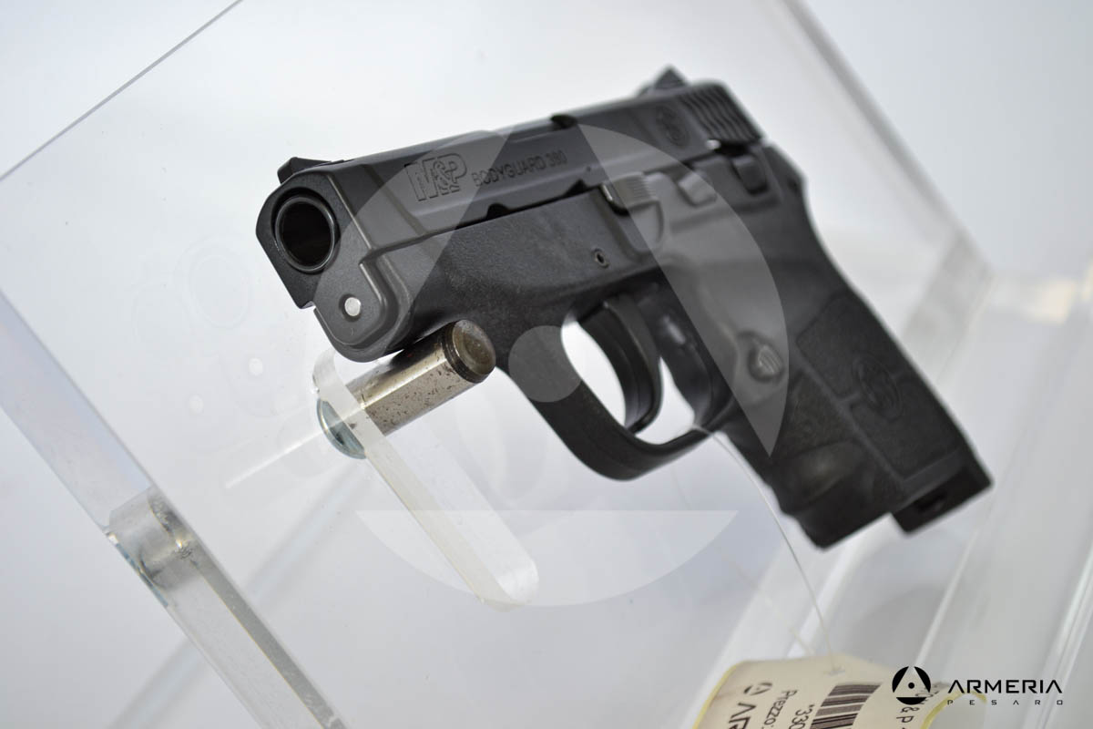 Pistola semiautomatica Smith & Wesson modello M&P 15 Bodyguard calibro 380 Auto con 1 caricatore canna 2,70" mirino