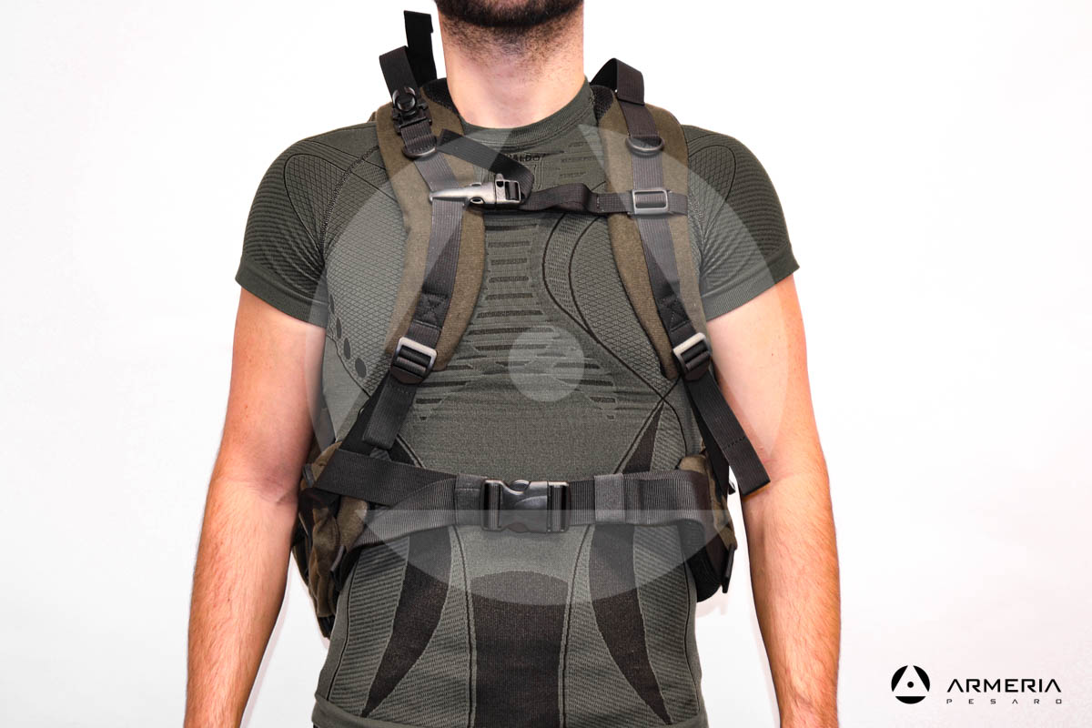 Zaino 39 Hunter da caccia con appoggio per carabina fronte Zaino 39 Hunter da caccia con appoggio per carabina fronte