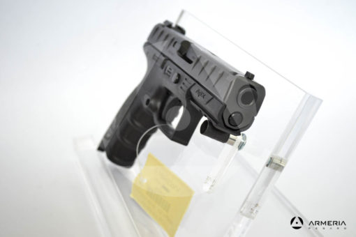 Pistola Beretta modello APX calibro 9x21 con 2 caricatori in dotazione + 4 aggiuntivi canna 5" Usata fronte