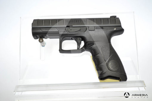 Pistola Beretta modello APX calibro 9x21 con 2 caricatori in dotazione + 4 aggiuntivi canna 5" Usata destra