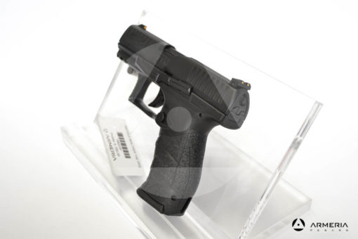 Pistola Walther PPQ T4E calibro 43 ad aria compressa di libera vendita calcio