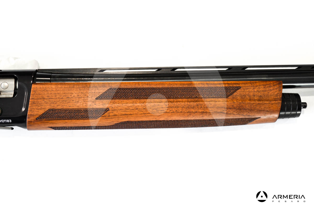 Bascula con predisposizione attacco ottica Mirino anteriore in fibra ottica Lunghezza canna 70 Magnum canna