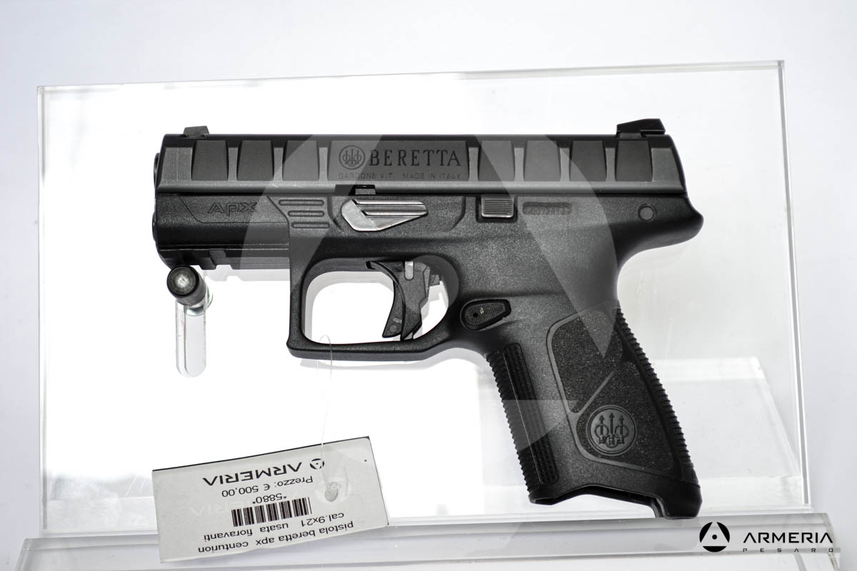 Pistola Beretta modello APX calibro 9x21 con 2 caricatori in dotazione canna 3,5" Usata lato Pistola Beretta modello APX calibro 9x21 con 2 caricatori in dotazione canna 3,5" Usata lato