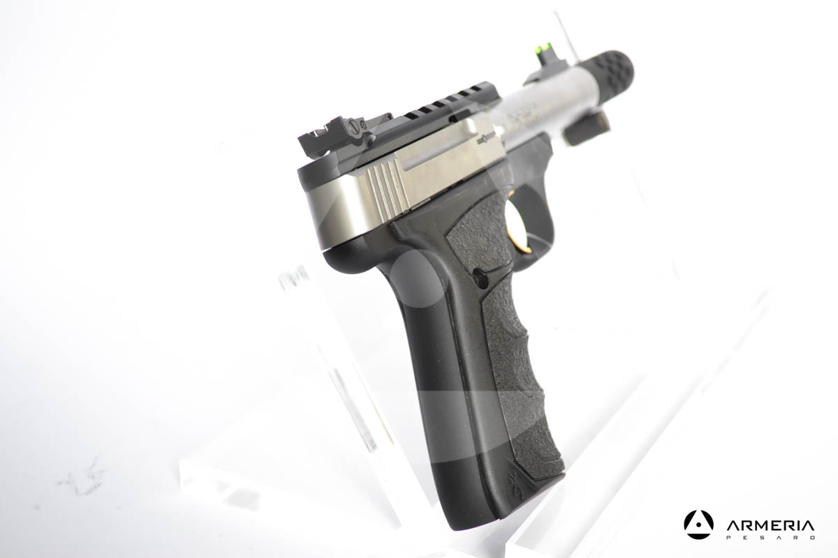 Pistola semiautomatica Browning modello Buck Mark Plus Micro calibro 22 LR Sportiva Canna 5" calcio Pistola semiautomatica Browning modello Buck Mark Plus Micro calibro 22 LR Sportiva Canna 5" calcio