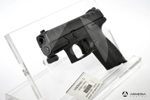 Pistola Beretta modello APX calibro 9x21 con 2 caricatori in dotazione canna 3,5" Usata mirino