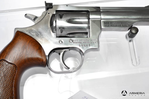Revolver Dan Wesson canna 4 calibro 357 Magnum mod