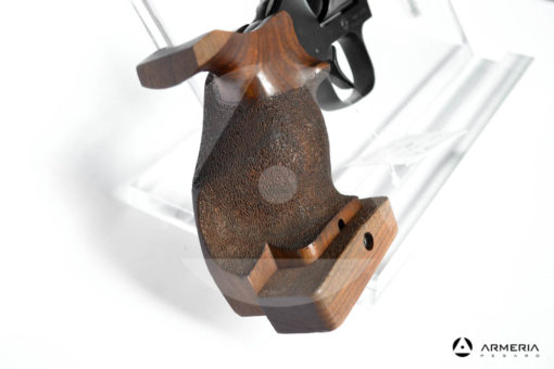 Revolver Gamba modello Trident Match 900 canna 6 calibro 38 SPL impugnatura