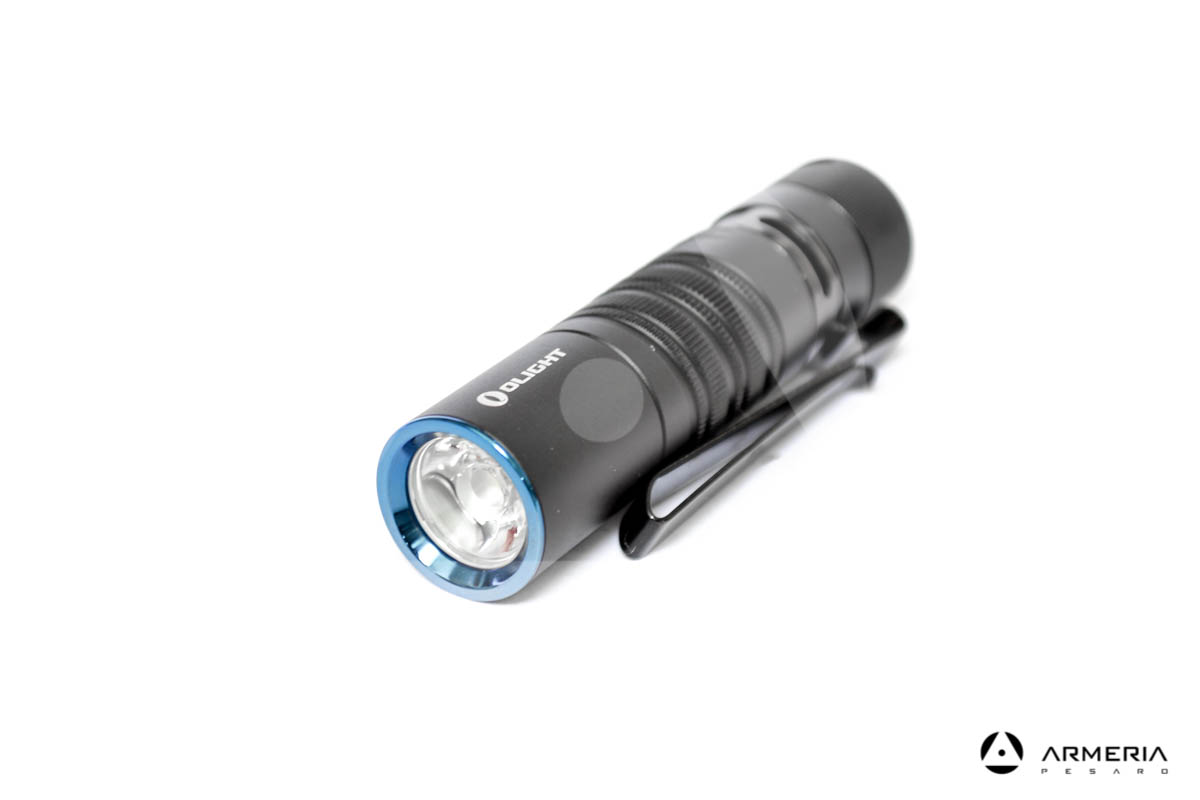 Pila torcia Olight M1T Raider - 500 lumen compatta