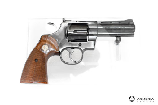 Revolver Colt modello Pyton Royal Blue canna 4" calibro 357 Magnum