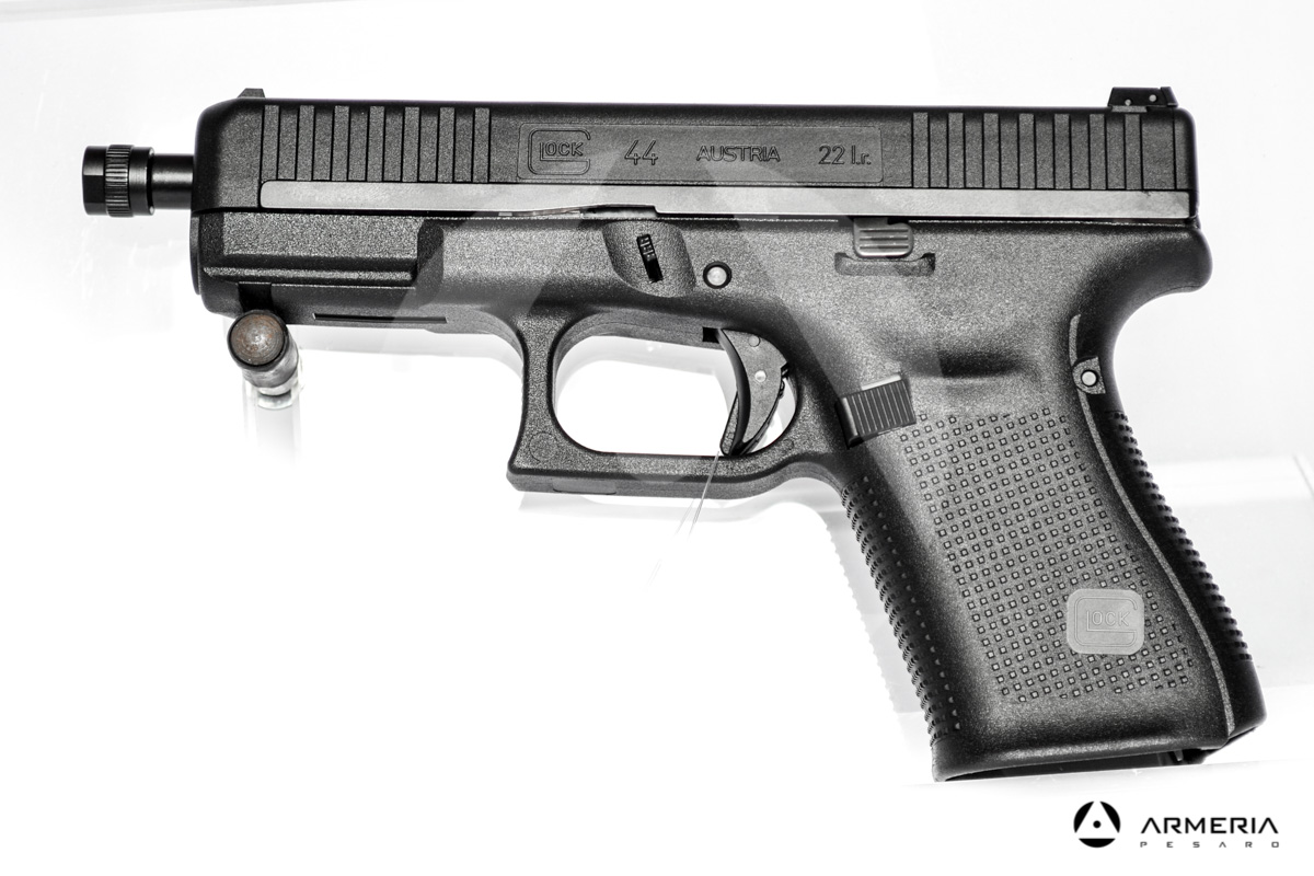 Pistola semiautomatica Glock modello 44 FTO calibro 22 LR canna 5 Sportiva lato Pistola semiautomatica Glock modello 44 FTO calibro 22 LR canna 5 Sportiva lato