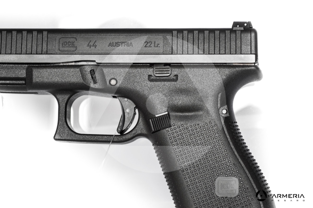 Pistola semiautomatica Glock modello 44 FTO calibro 22 LR canna 5 Sportiva macro Pistola semiautomatica Glock modello 44 FTO calibro 22 LR canna 5 Sportiva macro