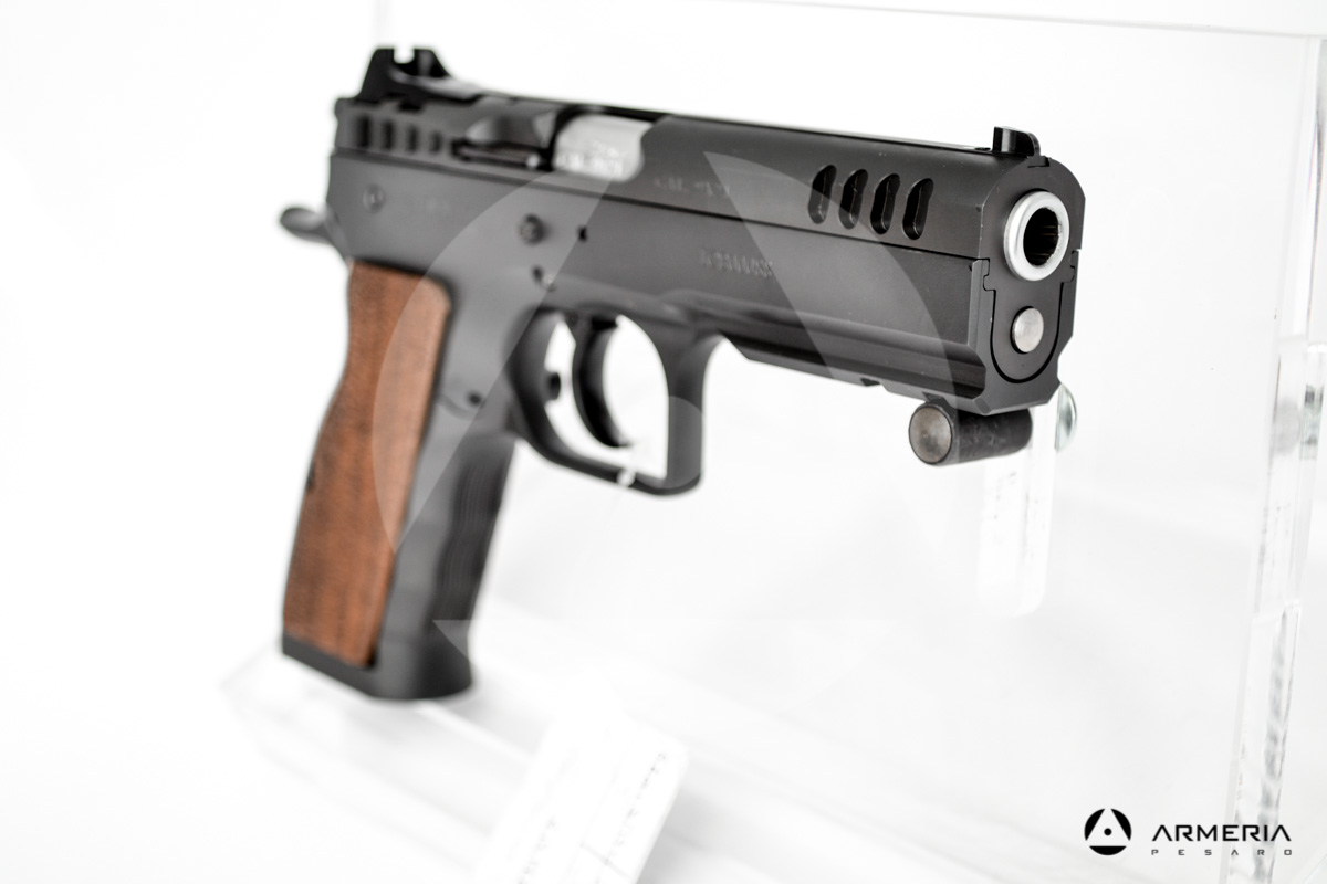 Pistola semiautomatica Tanfoglio modello Stock I calibro 9x21 Canna 5 mirino Pistola semiautomatica Tanfoglio modello Stock I calibro 9x21 Canna 5 mirino