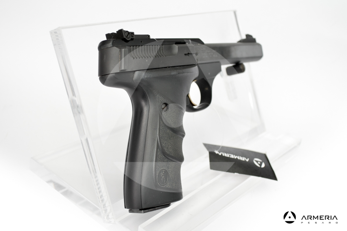 Pistola semiautomatica Browning modello Buckmark calibro 22LR Canna 5.5 calcio Pistola semiautomatica Browning modello Buckmark calibro 22LR Canna 5.5 calcio