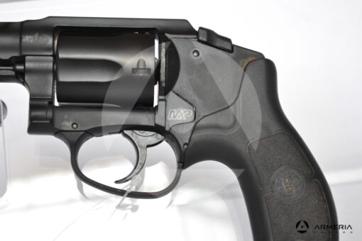 Revolver Smith & Wesson modello Bodyguard canna 2 calibro 38 Special macro