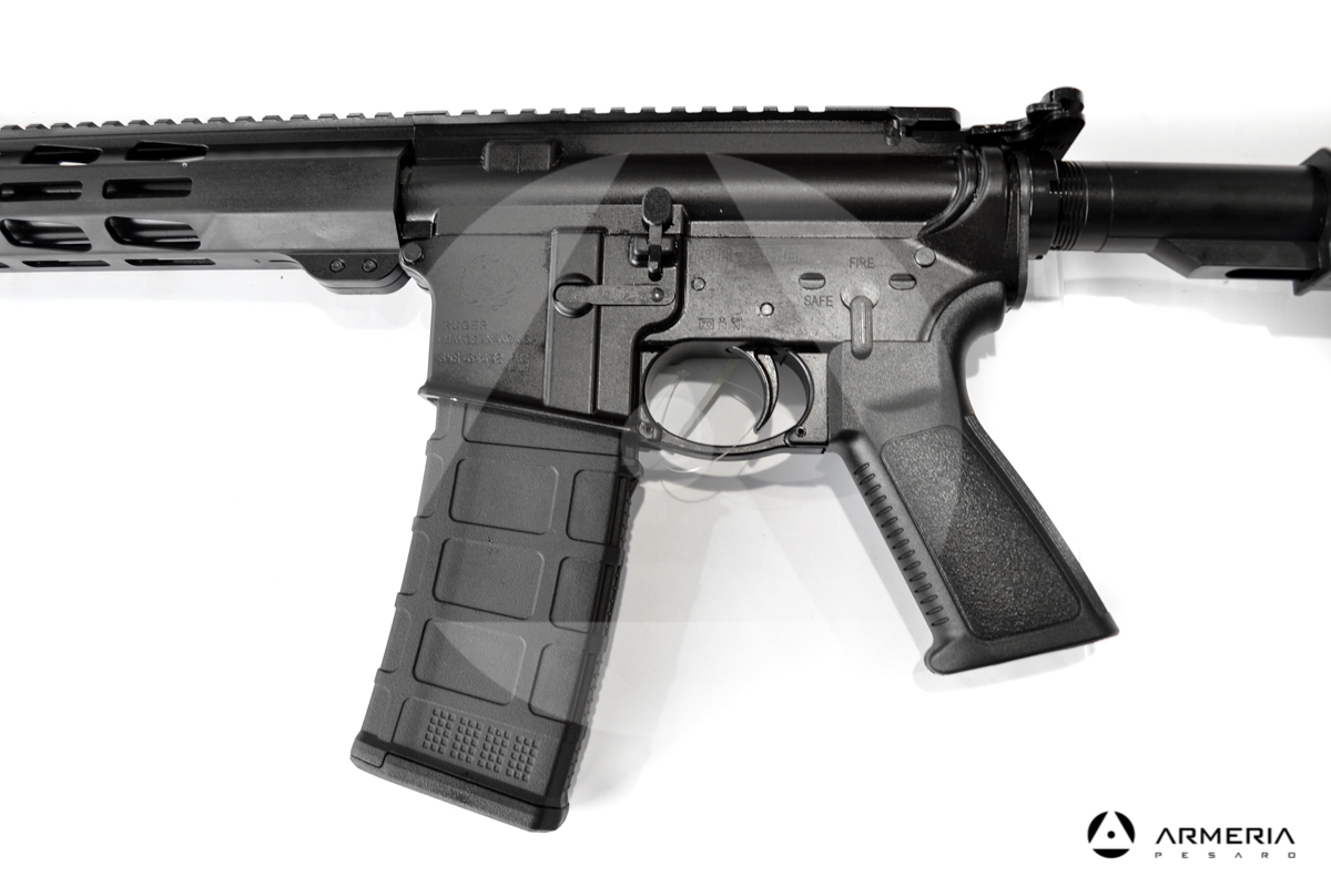Carabina semiautomatica Ruger modello AR 556 calibro 223 Remington caricatore Carabina semiautomatica Ruger modello AR 556 calibro 223 Remington caricatore