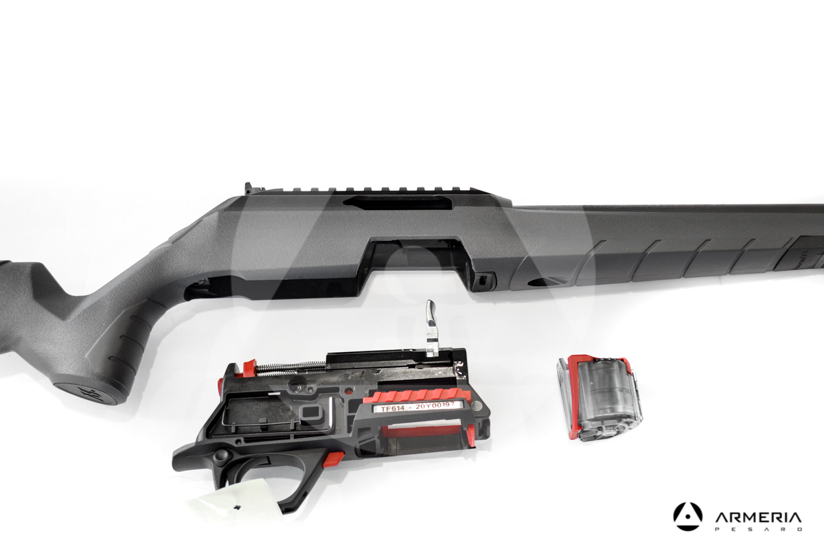 Carabina semiautomatica Winchester modello Wild Cat calibro 22 LR smontaggio Carabina semiautomatica Winchester modello Wild Cat calibro 22 LR smontaggio