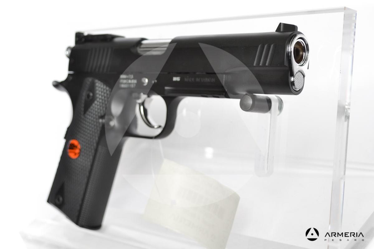 Pistola semiautomatica CO2 Bruni modello Combat 1911 calibro 4.5 mirino Pistola semiautomatica CO2 Bruni modello Combat 1911 calibro 4.5 mirino