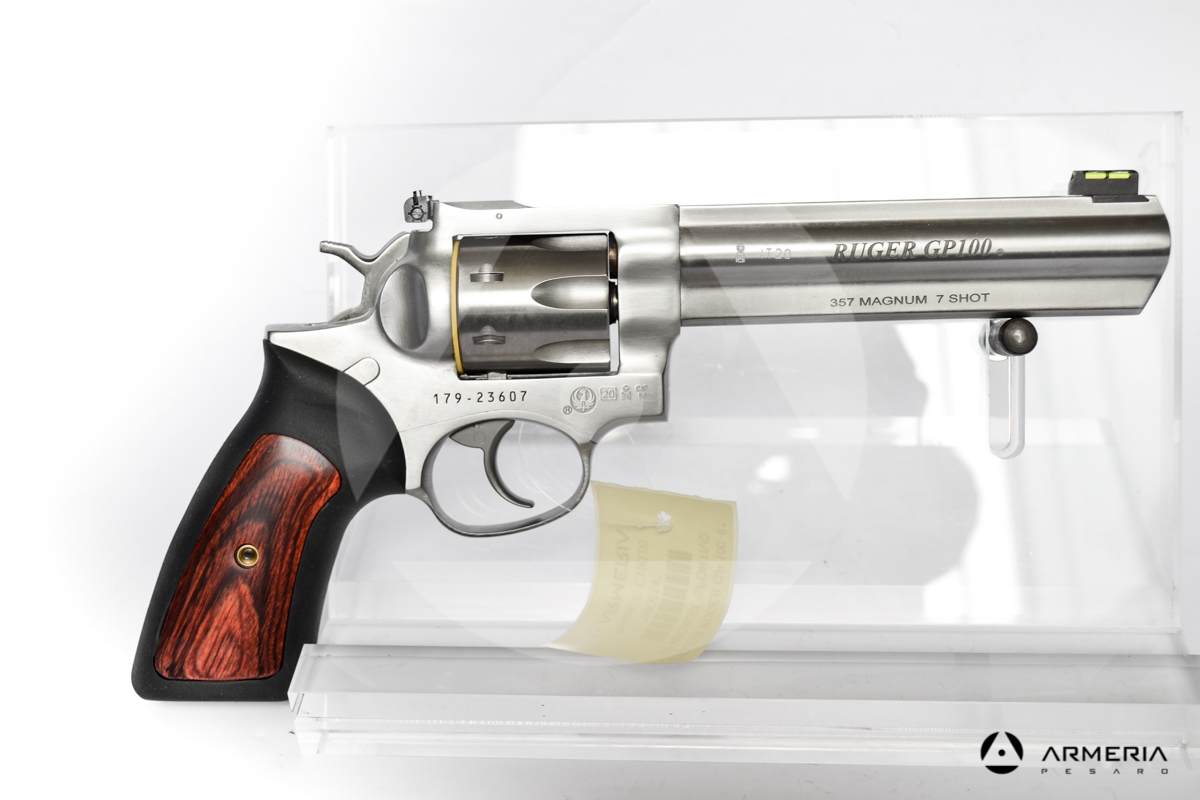 Revolver Ruger modello GP100 Inox calibro 357 Magnum canna 6 Revolver Ruger modello GP100 Inox calibro 357 Magnum canna 6