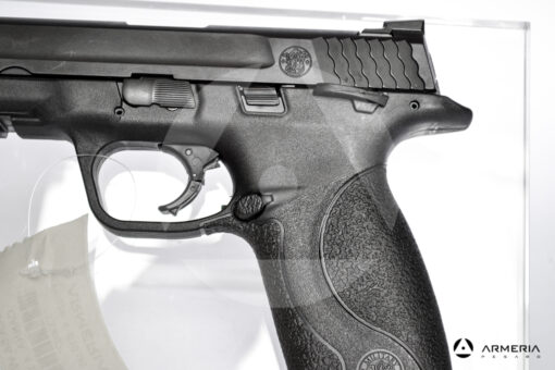 Pistola semiautomatica Smith & Wesson modello M&P9 calibro 9x21 Canna 4.25 macro