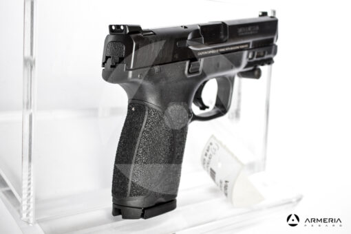 Pistola semiautomatica Smith & Wesson modello M&P9 calibro 9x21 Canna 4 calcio