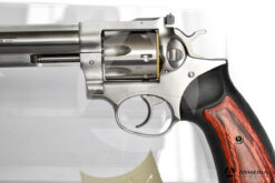 Revolver Ruger modello GP100 Inox calibro 357 Magnum canna 6 macro
