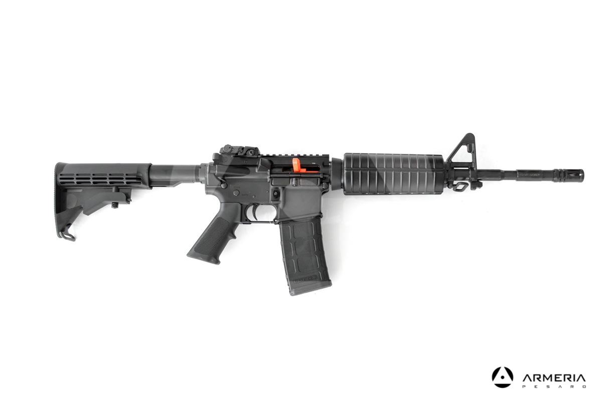Carabina semiautomatica Colt modello Defense AR15-M4 calibro 223 Remington Carabina semiautomatica Colt modello Defense AR15-M4 calibro 223 Remington