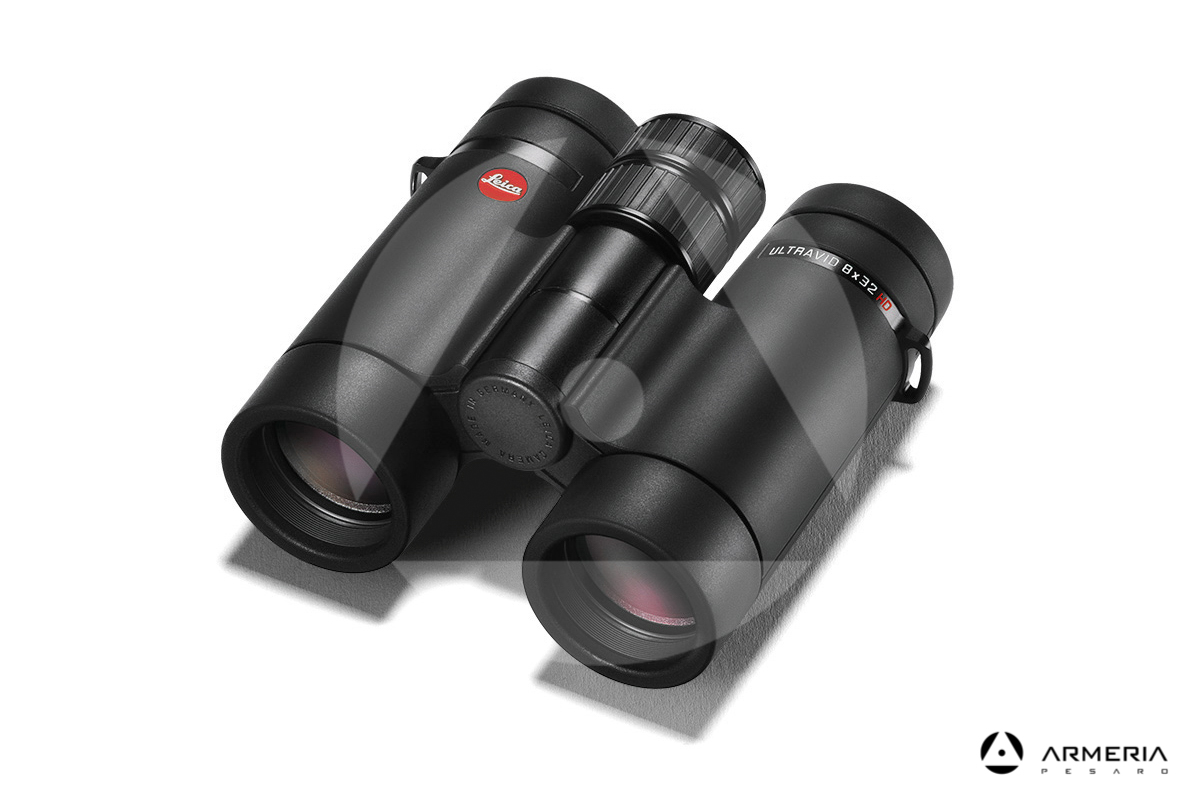 Binocolo Leica Ultravid 8x32 HD-Plus #40090 lato Binocolo Leica Ultravid 8x32 HD-Plus #40090 lato