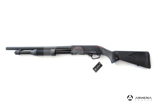 Fucile semiautomatico a pompa Winchester modello SXP calibro 12 lato
