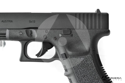 Pistola Umarex modello Glock 17 calibro 4.5 ad aria compressa macro