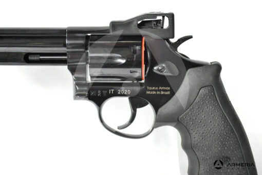 Revolver Taurus modello Classic 669 canna 6" calibro 357 Remington Magnum macro