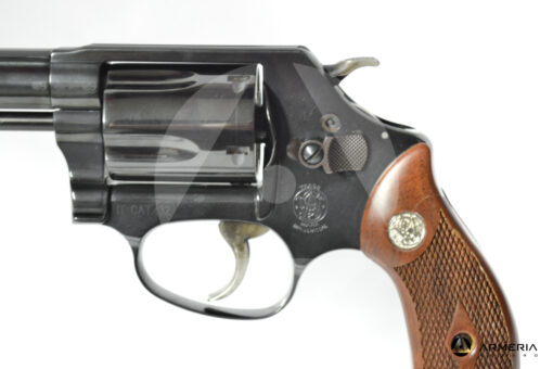 Revolver Smith & Wesson modello 36-10 canna 2.5 calibro 38 Special macro