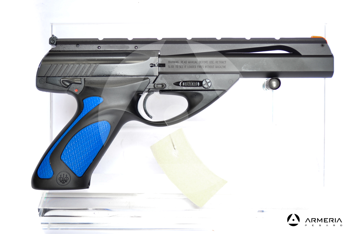Pistola semiautomatica Beretta modello Neus U22 calibro 22 LR Canna 5 Pistola semiautomatica Beretta modello Neus U22 calibro 22 LR Canna 5"