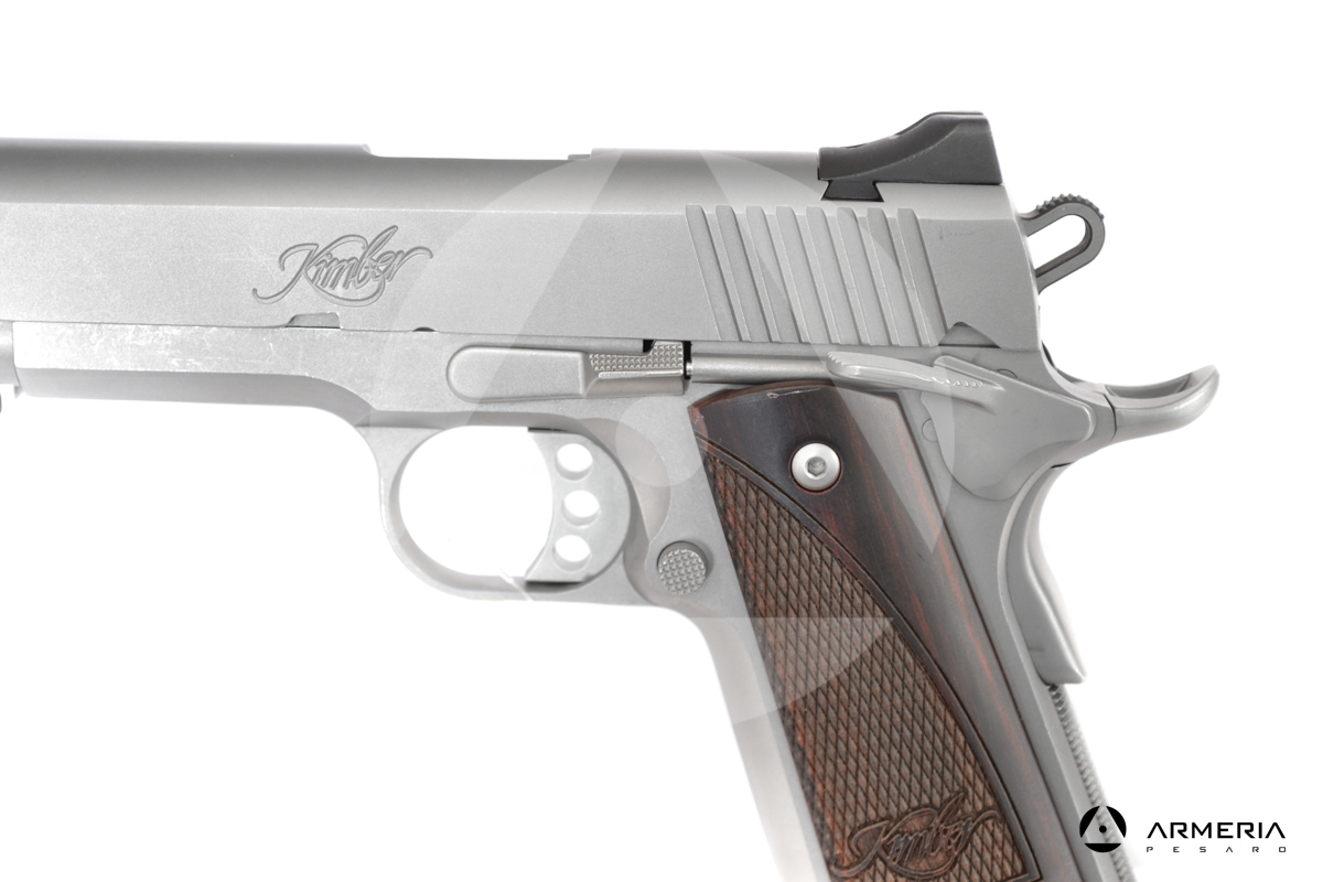 Pistola semiautomatica Kimber modello Stainless II calibro 45 ACP Canna 5 macro Pistola semiautomatica Kimber modello Stainless II calibro 45 ACP Canna 5 macro