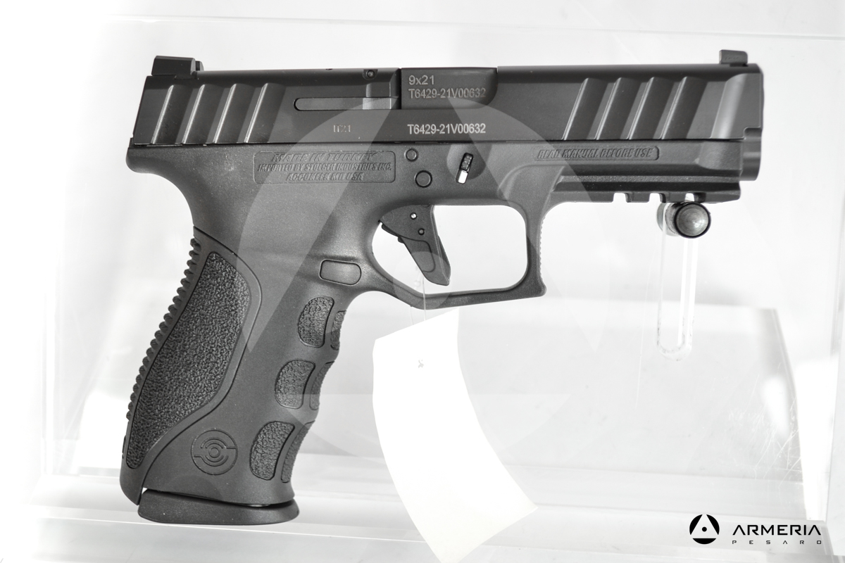 Pistola semiautomatica Stoeger modello STR-9L calibro 9x21 canna 5 Pistola semiautomatica Stoeger modello STR-9L calibro 9x21 canna 5