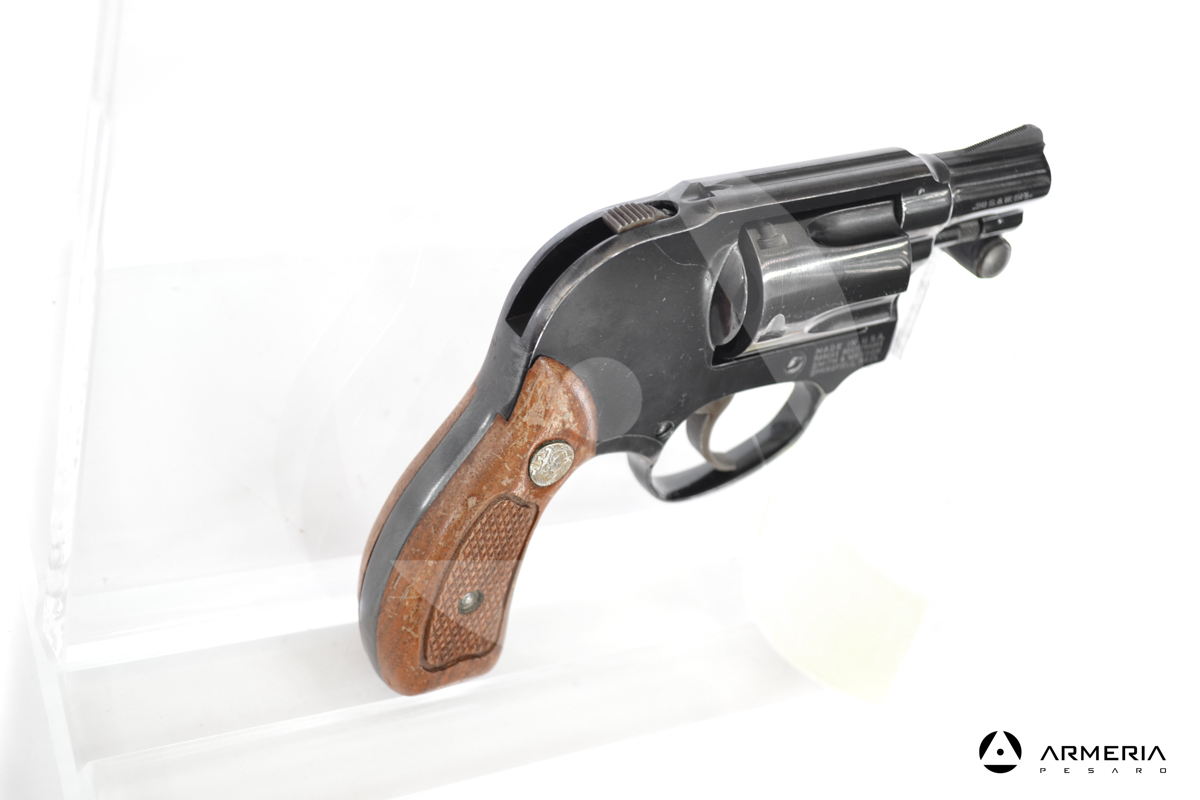 Revolver Smith & Wesson modello 49 canna 2 calibro 38 Special - Brunita calcio Revolver Smith & Wesson modello 49 canna 2 calibro 38 Special - Brunita calcio