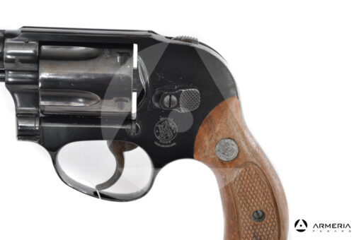Revolver Smith & Wesson modello 49 canna 2 calibro 38 Special - Brunita macro