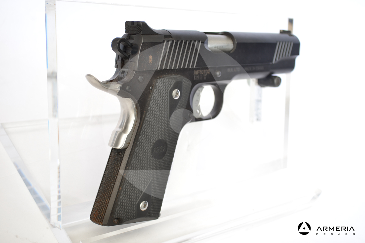 Pistola semiautomatica Bul modello M5 calibro 9x21 Canna 5 calcio Pistola semiautomatica Bul modello M5 calibro 9x21 Canna 5 calcio