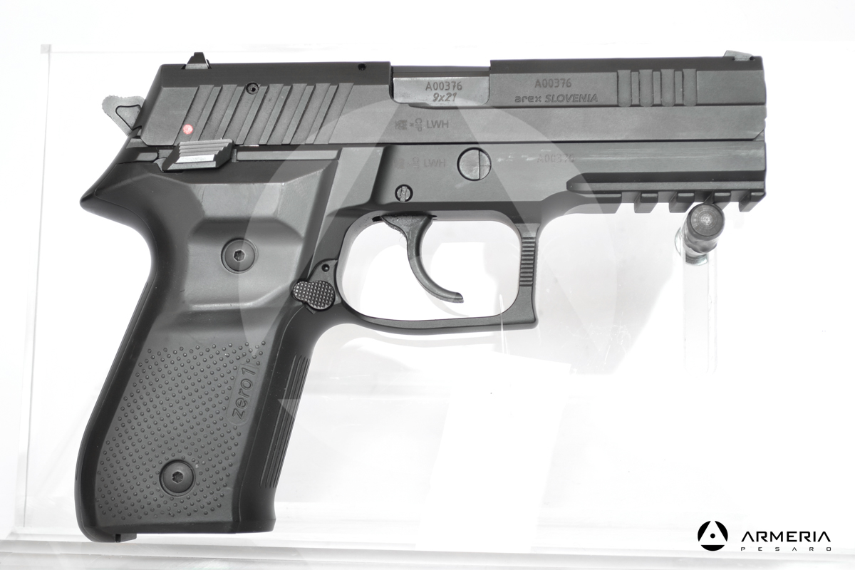Pistola semiautomatica Arex modello Rex Zero 1 calibro 9x21 canna 4 lato Pistola semiautomatica Arex modello Rex Zero 1 calibro 9x21 canna 4 lato