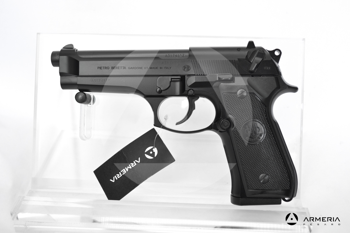 Pistola semiautomatica Beretta modello 92 FS calibro 9x19 canna 5 Pistola semiautomatica Beretta modello 92 FS calibro 9x19 canna 5