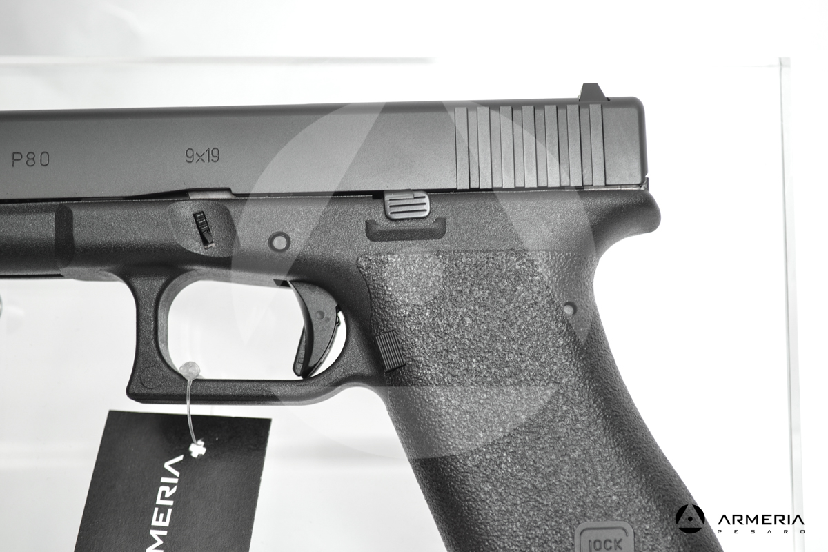 Pistola Glock semiautomatica mod. P80 cal. 9 luger - Classic Edition macro Pistola Glock semiautomatica mod. P80 cal. 9 luger - Classic Edition macro